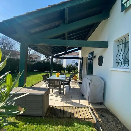 Hébergement de vacances La Maison Du Bonheur 6 A 8 Pers