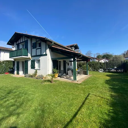 La Maison Du Bonheur 6 A 8 Pers Cambo-les-Bains
